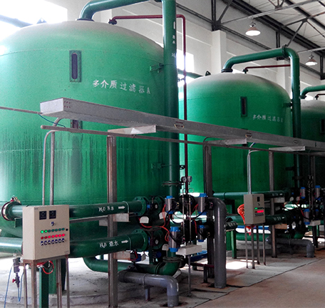Industrial treatment vessels and pipework